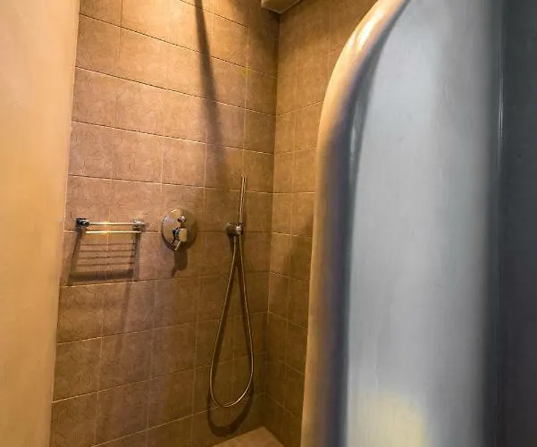 Emerald Collection Hotel 3*