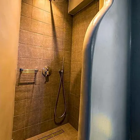 Emerald Collection Hotel