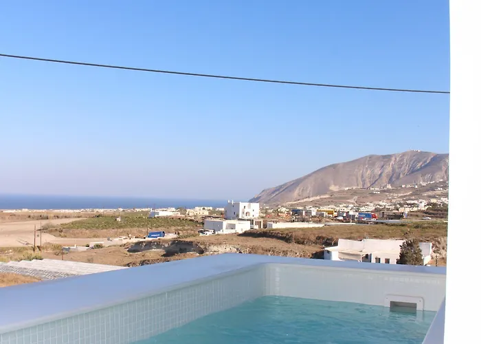 Emerald Collection 3* Karterados (Santorini)