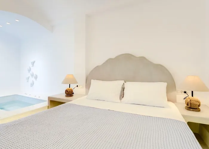 Emerald Collection Hotel Karterados (Santorini)