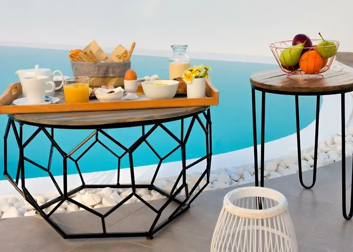 Emerald Collection 3* Karterados (Santorini)