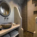 Emerald Collection Hotel