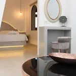 Hotel Emerald Collection