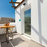 Hotel Emerald Collection Karterados (Santorini)