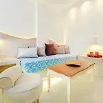 Emerald Collection Hotel 3*