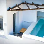 Emerald Collection Hotel 3*