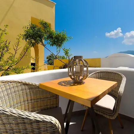 Hotel Emerald Collection 3*